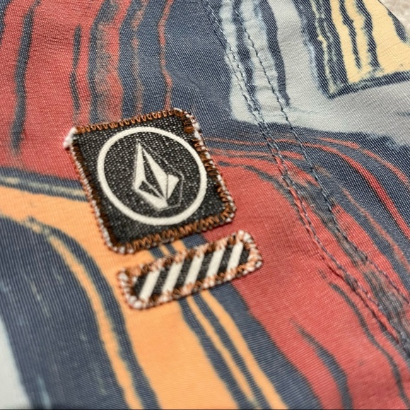 MEN’S VOLCOM SWIM TRUCKS - Picture 2 of 7